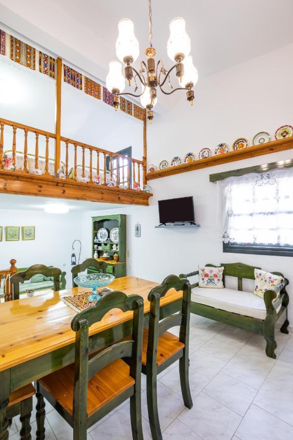 Mertonas Villa Kyra Panagia エクステリア 写真