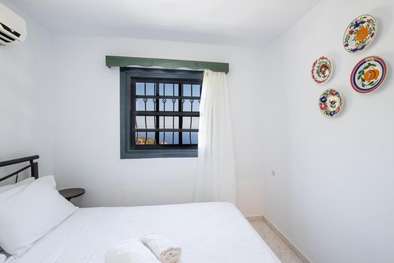 Mertonas Villa Kyra Panagia エクステリア 写真