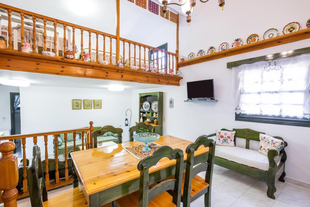 Mertonas Villa Kyra Panagia エクステリア 写真