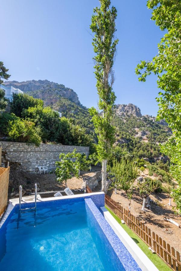 Mertonas Villa Kyra Panagia エクステリア 写真