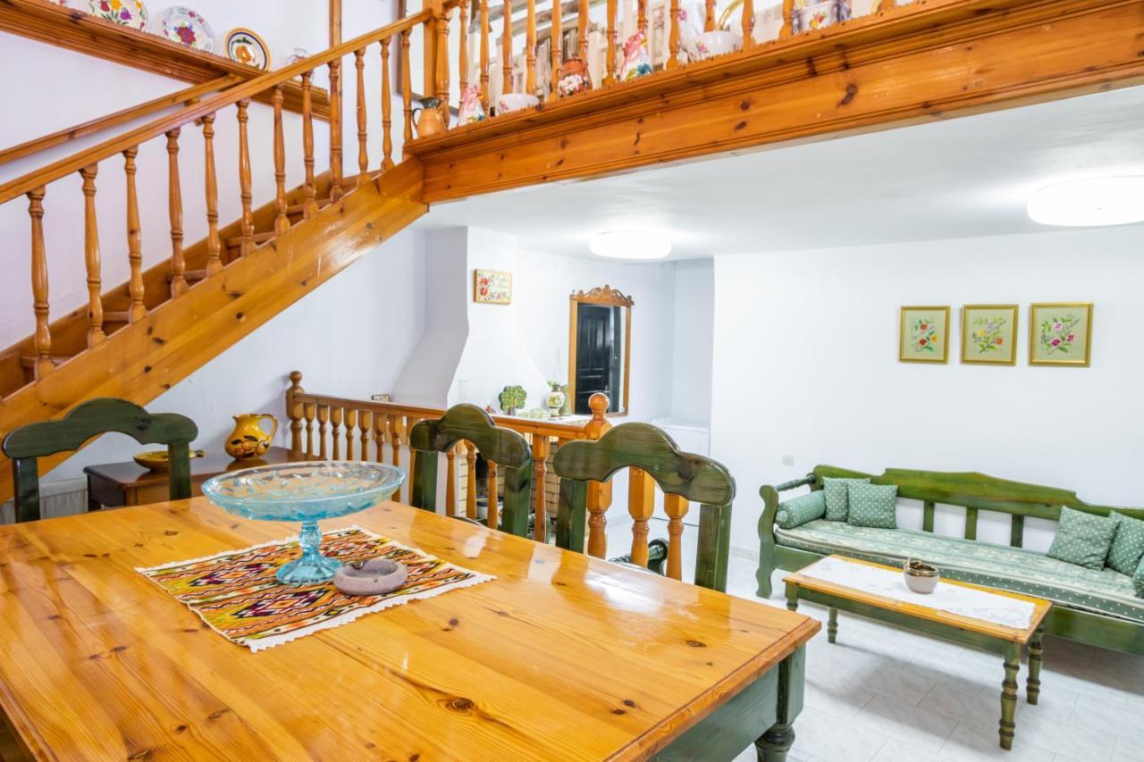 Mertonas Villa Kyra Panagia エクステリア 写真